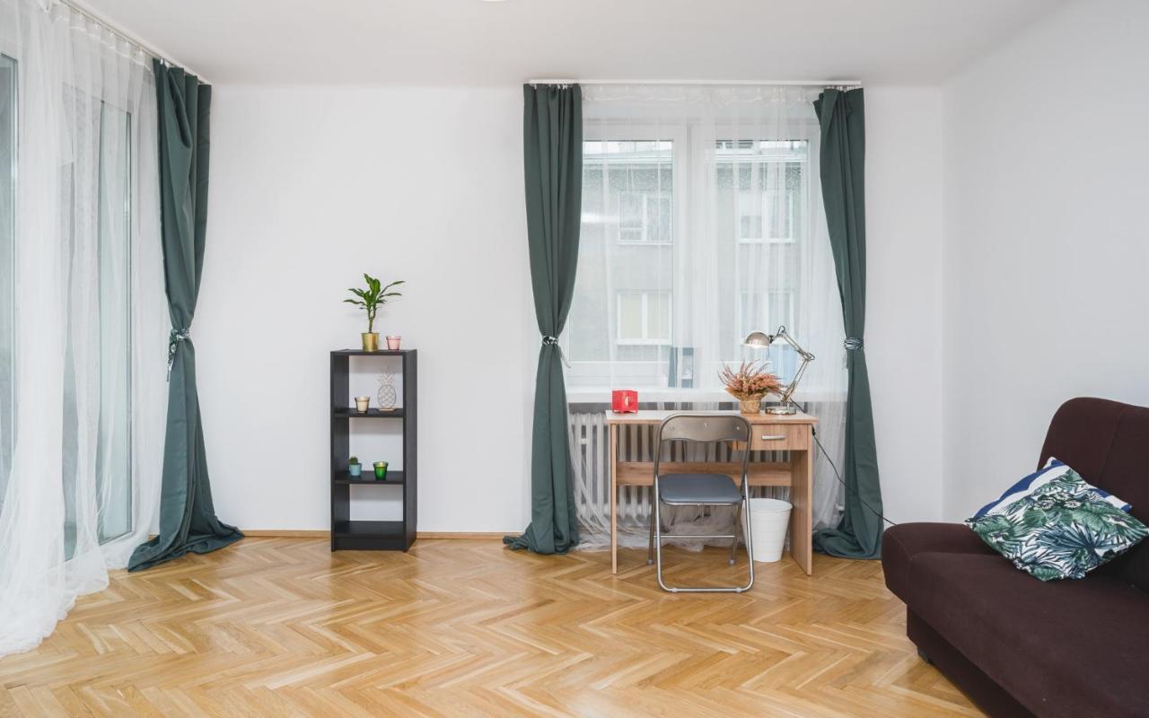 Sunshine Parkside Hideaway - 3 Bedroom - By Upstairs Krakau Exterior foto